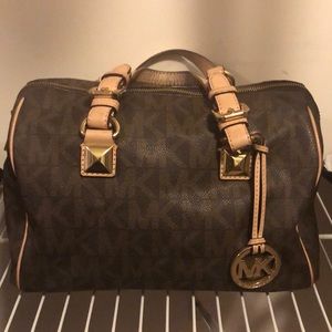 Micheal Kors Handbag